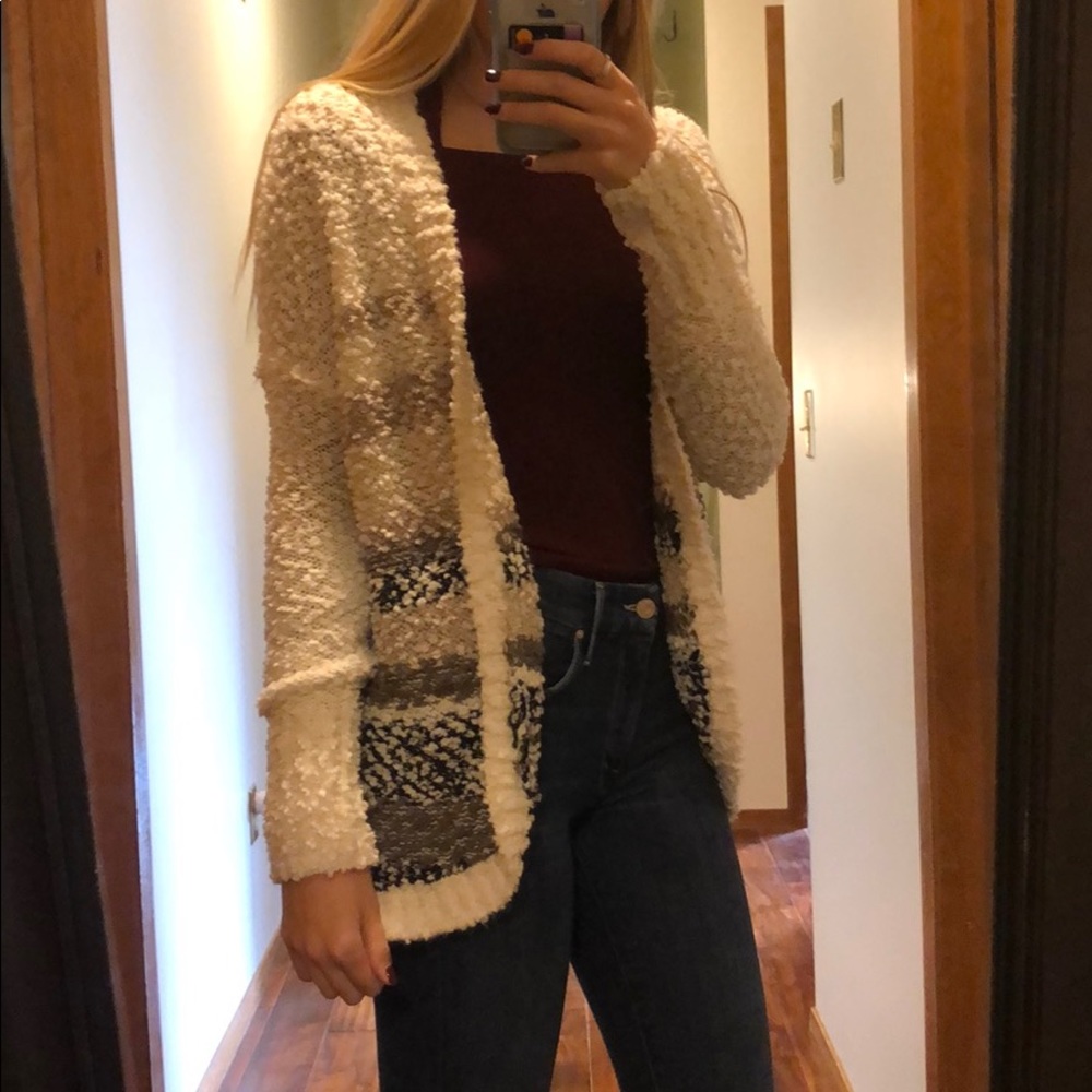 Hollister Cardigan